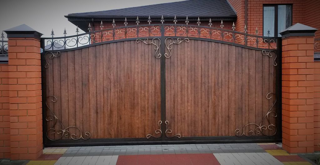 Купить простые ворота для дома: советы по выбору, установке и уходу в Гусь-Хрустальном от 33018 руб | ВоротМастер-Гсь